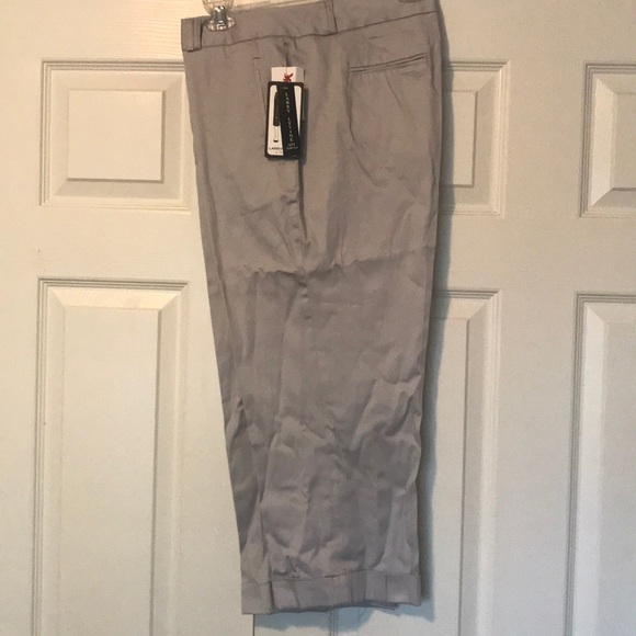 Pants - Larry Levine Gray Capri (Crop) Pants Size 14